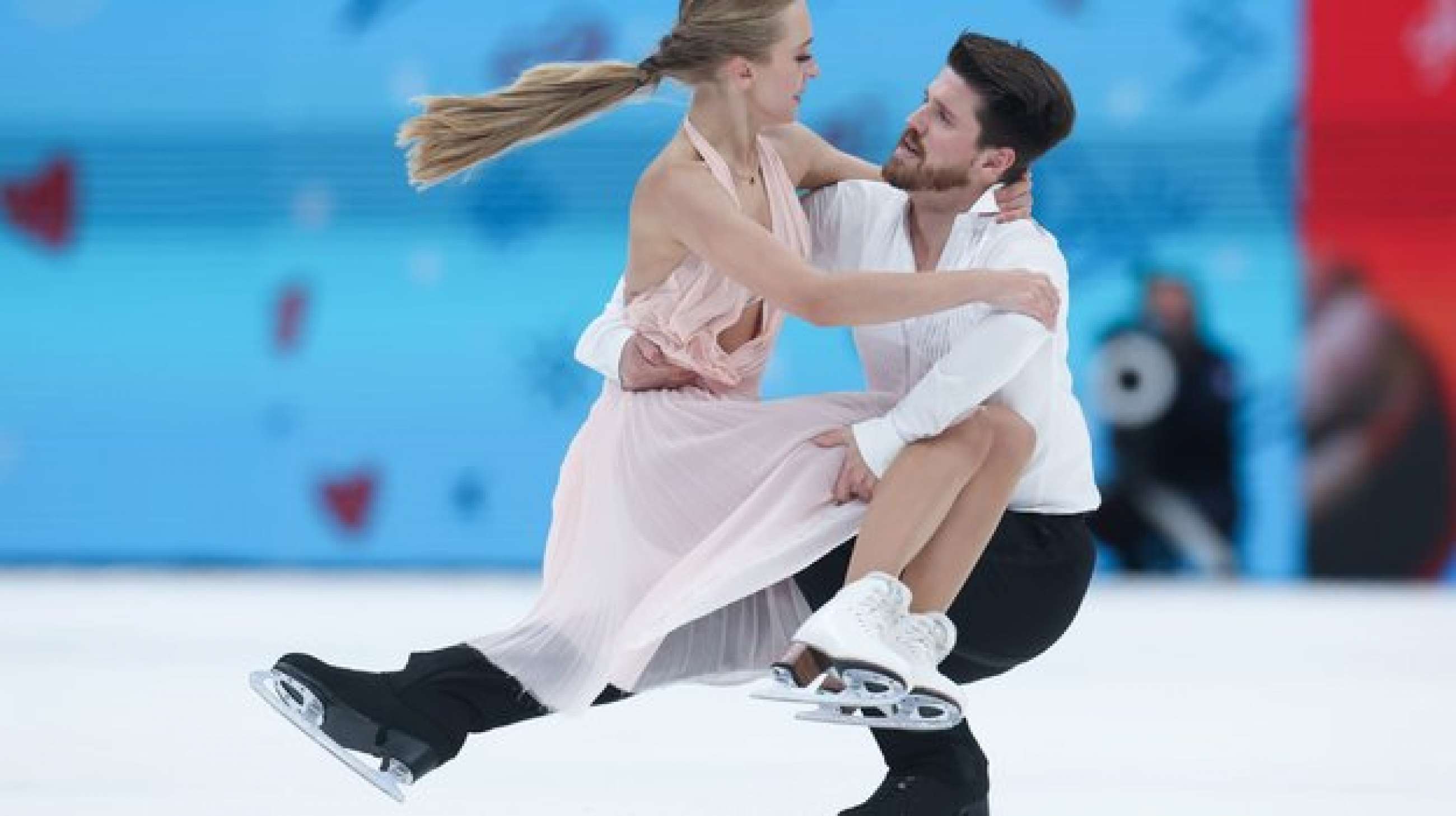 Танцоры Степанова и Букин выиграли этап Гран-при России